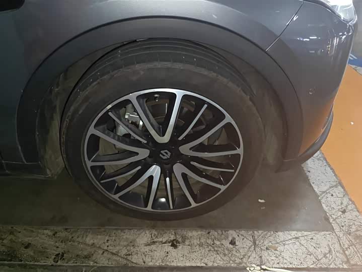 Фото 6 - Leapmotor C11