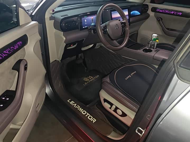 Фото 9 - Leapmotor C11