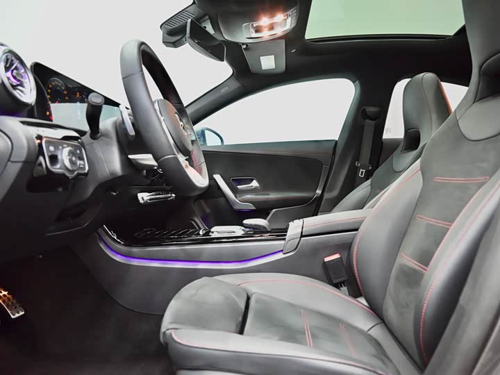 Фото 7 - Mercedes-Benz CLA-Class