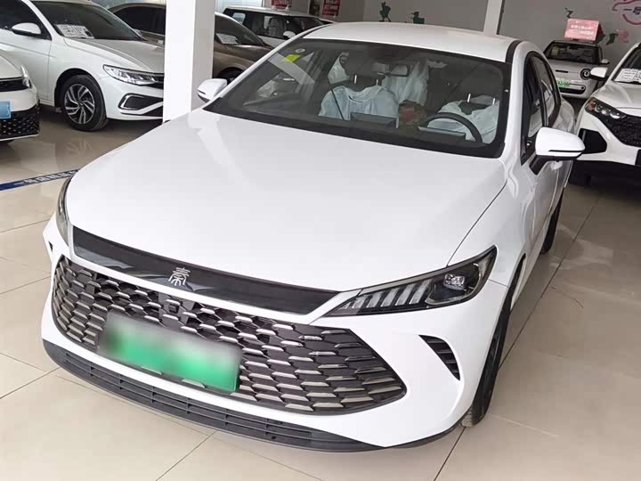 Фото 2 - BYD Qin Plus