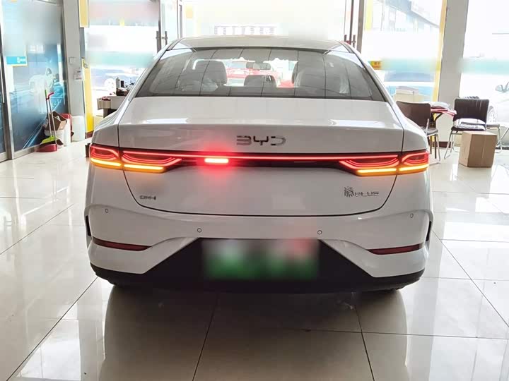 Фото 6 - BYD Qin Plus