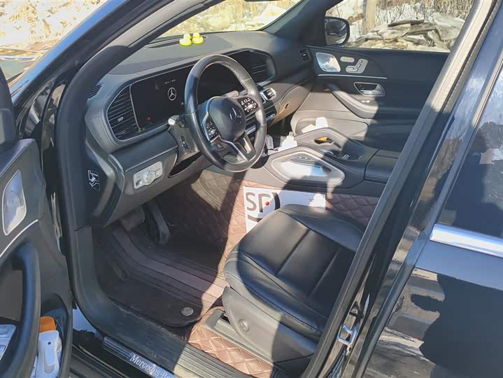 Фото 9 - Mercedes-Benz GLS-Class