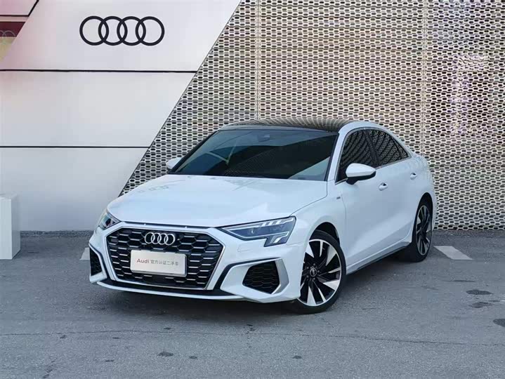 Фото 1 - Audi A3