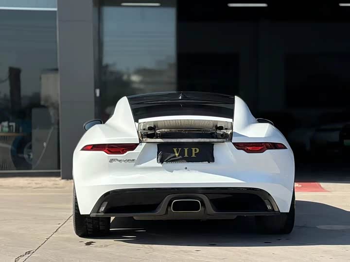 Фото 4 - Jaguar F-Type