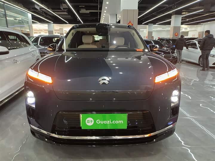 Фото 3 - Nio ES8