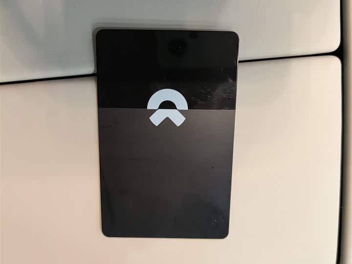 Фото 9 - Nio ES8