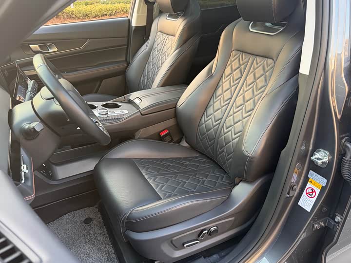 Фото 7 - Changan UNI-K