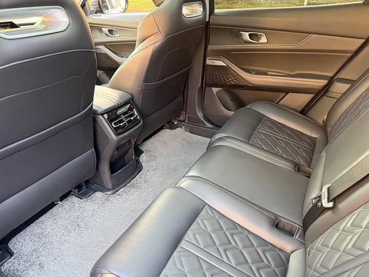 Фото 8 - Changan UNI-K