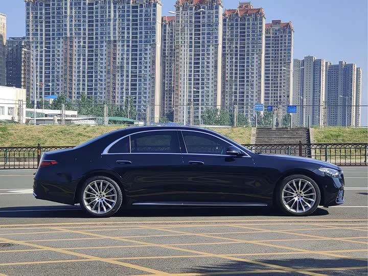 Фото 4 - Mercedes-Benz S-Class