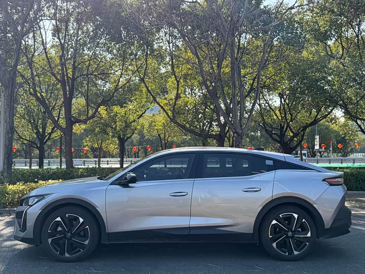 Фото 3 - Peugeot 408X