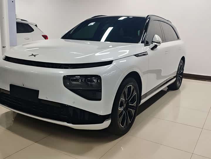 Фото 1 - XPeng G9