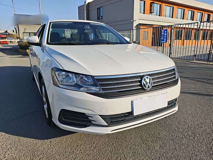 Фото 3 - Volkswagen Lavida