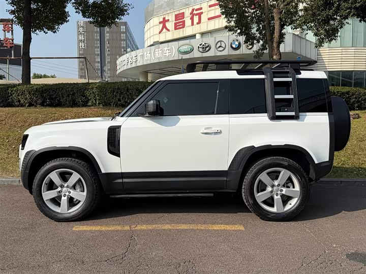 Фото 3 - Land Rover Defender