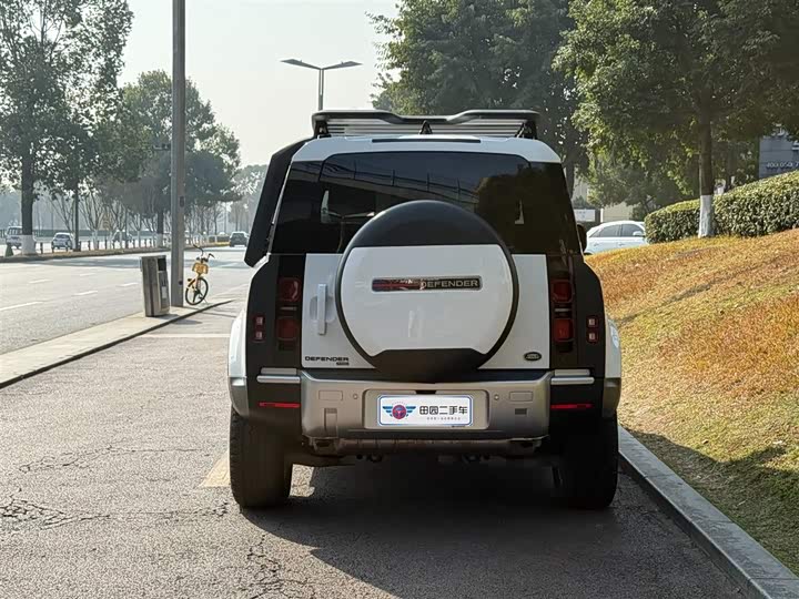 Фото 5 - Land Rover Defender