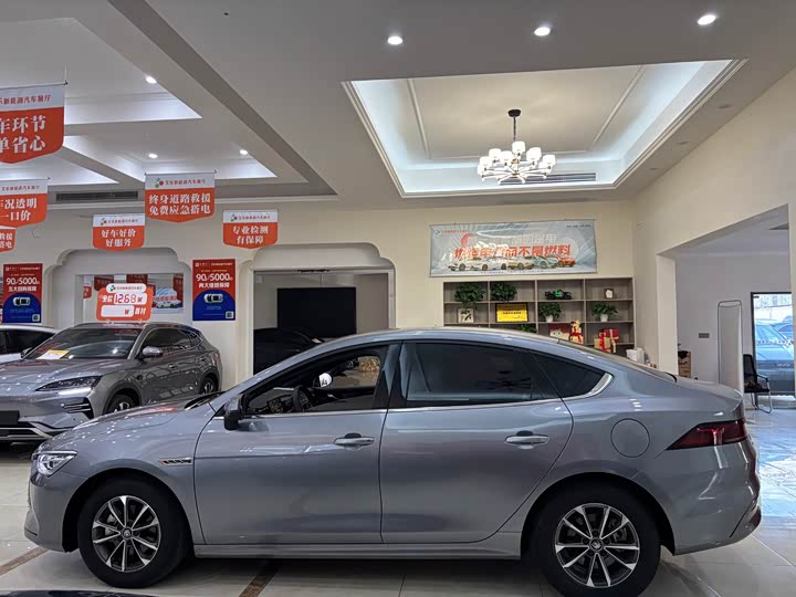 Фото 9 - BYD Qin Plus