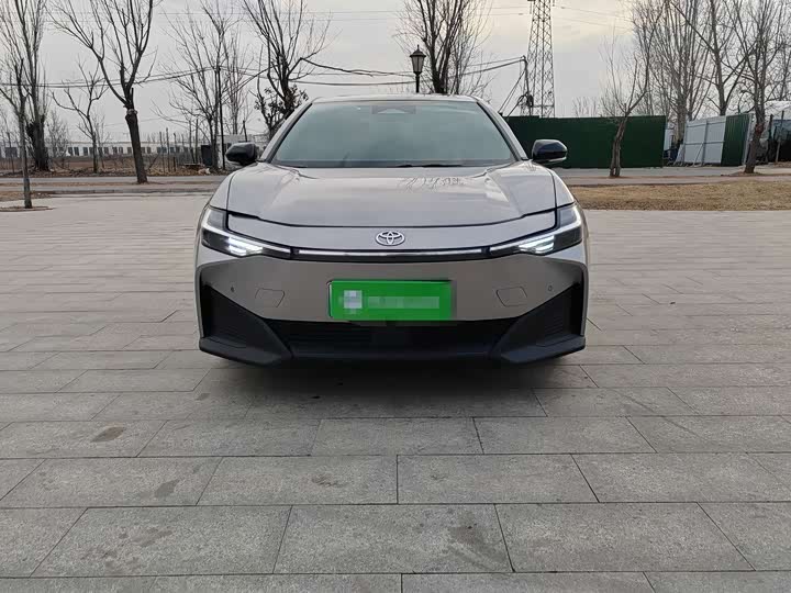 Фото 4 - Toyota bZ3