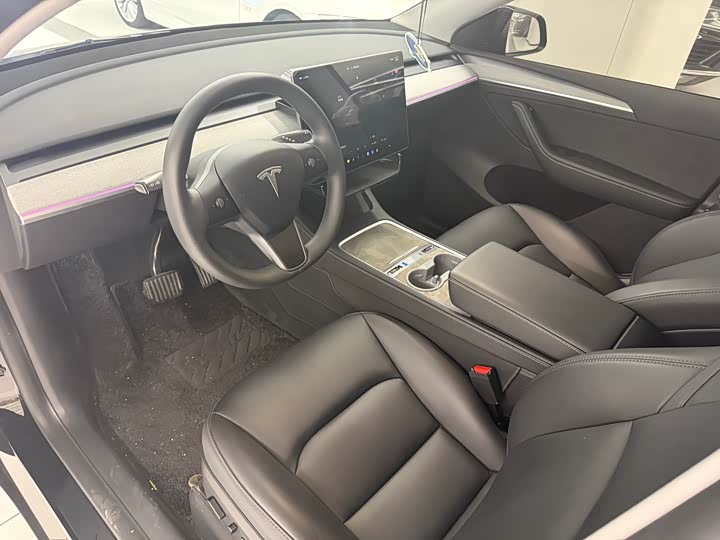 Фото 4 - Tesla Model Y