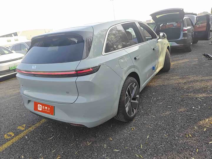 Фото 8 - LiXiang L6