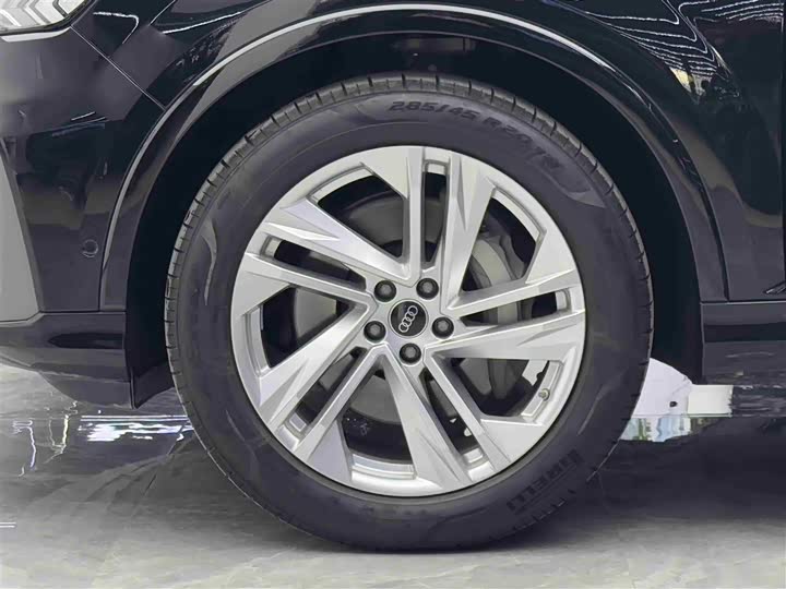 Фото 4 - Audi Q7