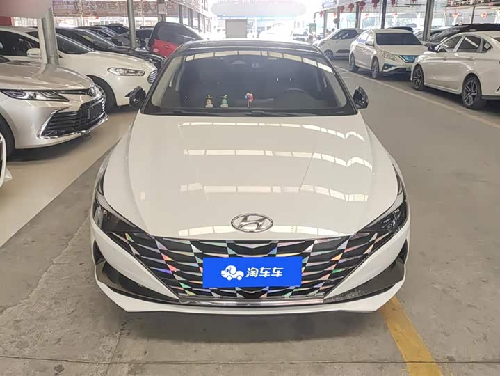 Фото 2 - Hyundai Elantra N line