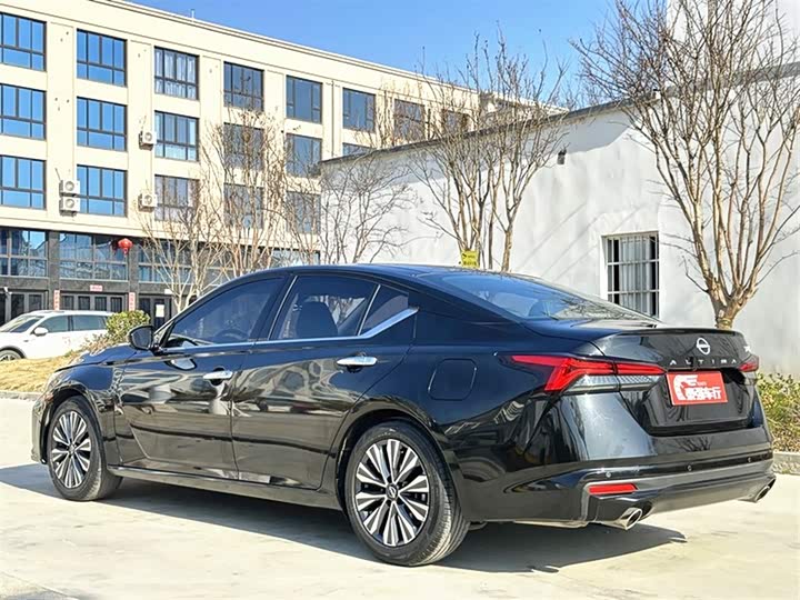 Фото 6 - Nissan Teana