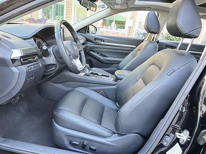 Фото 8 - Nissan Teana