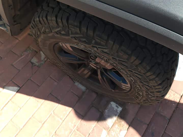 Фото 6 - Tank 300