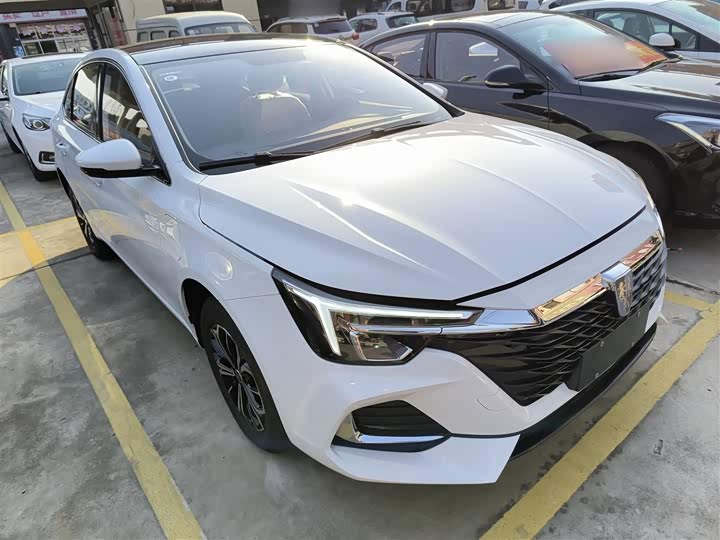 Фото 4 - Roewe i6 Max EV