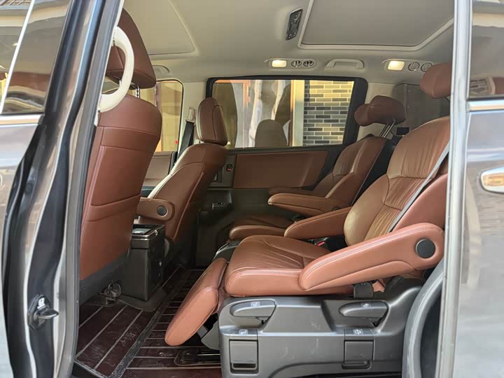 Фото 8 - Honda Odyssey