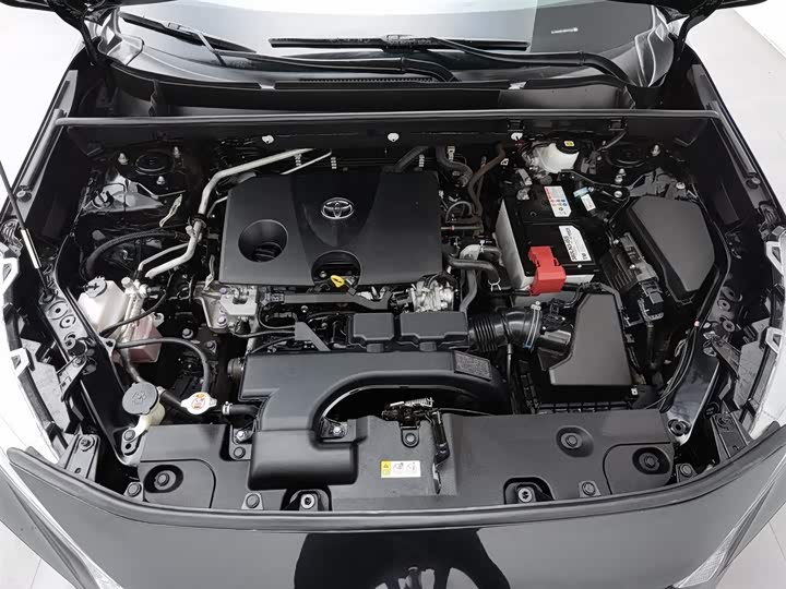 Фото 6 - Toyota Wildlander