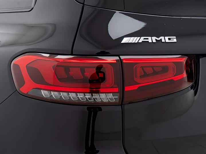 Фото 3 - Mercedes-Benz GLB-Class AMG