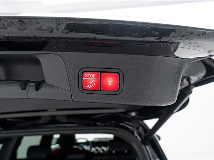 Фото 5 - Mercedes-Benz GLB-Class AMG