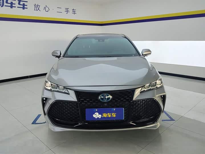 Фото 2 - Toyota Avalon