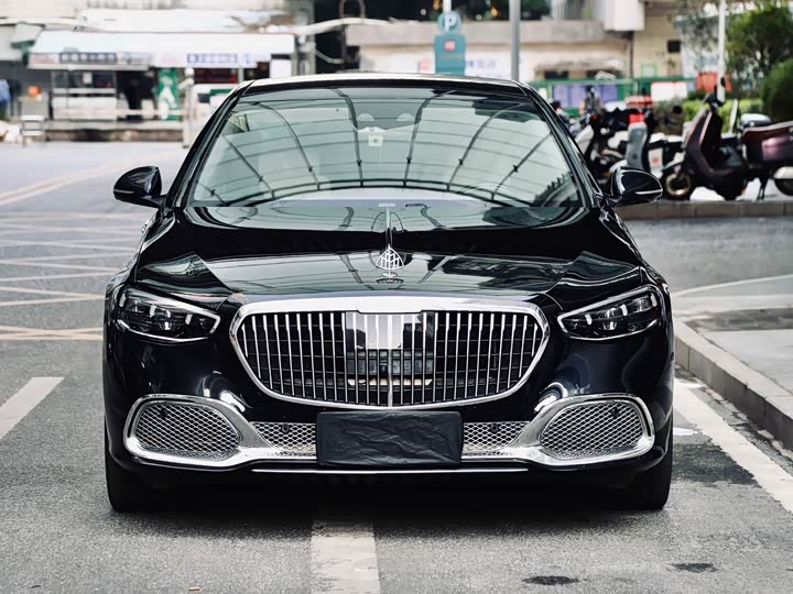 Фото 4 - Mercedes-Benz Maybach S-Class