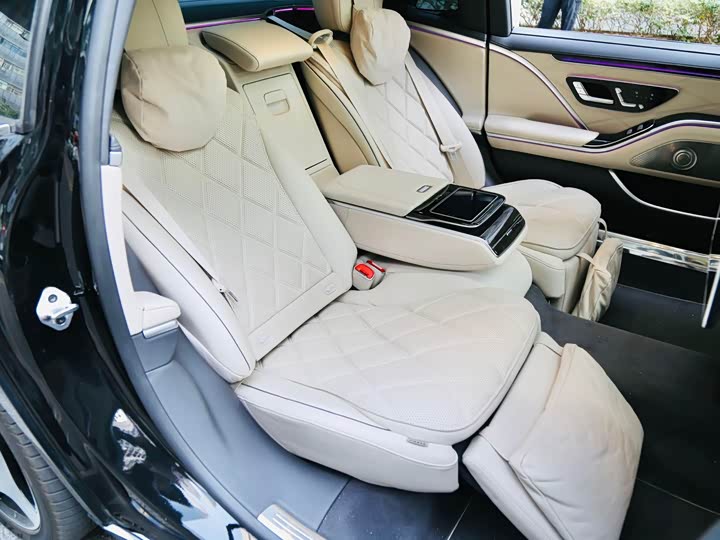 Фото 7 - Mercedes-Benz Maybach S-Class