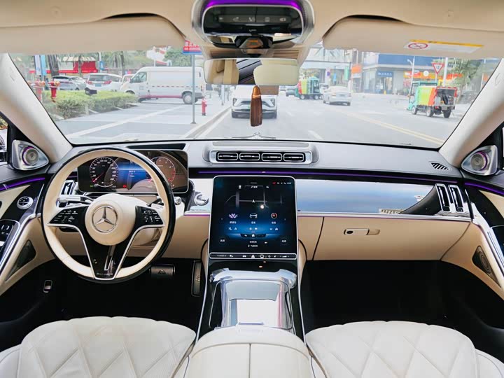 Фото 9 - Mercedes-Benz Maybach S-Class