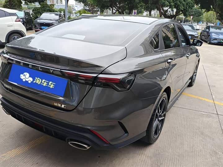 Фото 3 - Geely Binrui