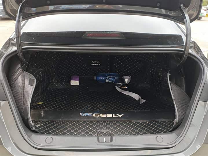 Фото 4 - Geely Binrui