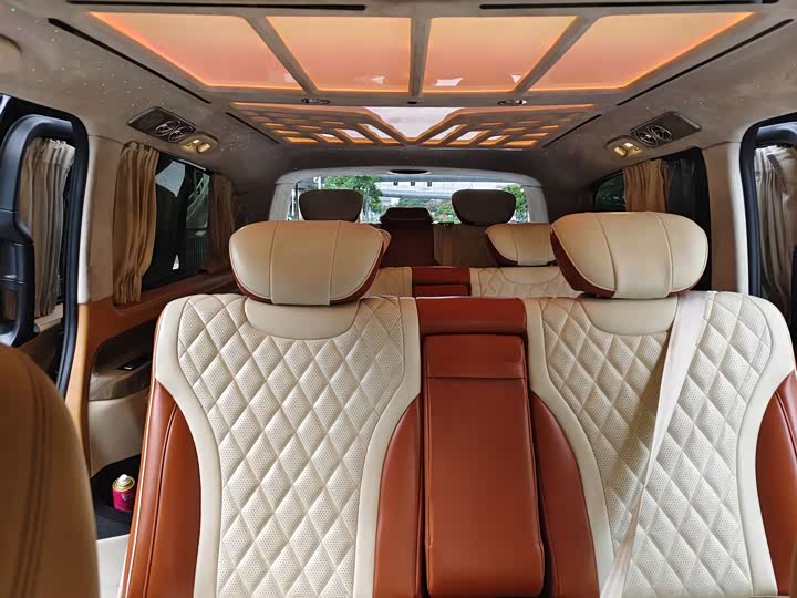 Фото 8 - Mercedes-Benz Vito