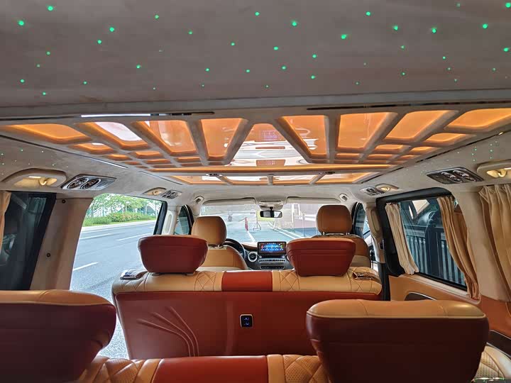 Фото 9 - Mercedes-Benz Vito