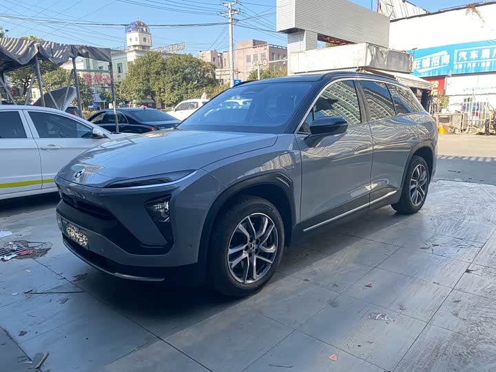 Фото 1 - Nio ES6