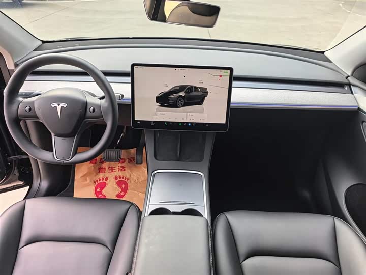 Фото 6 - Tesla Model Y