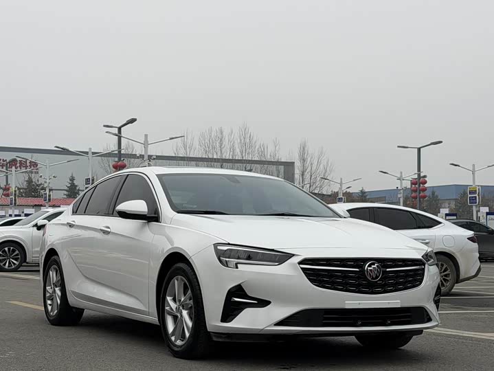 Фото 3 - Buick Regal