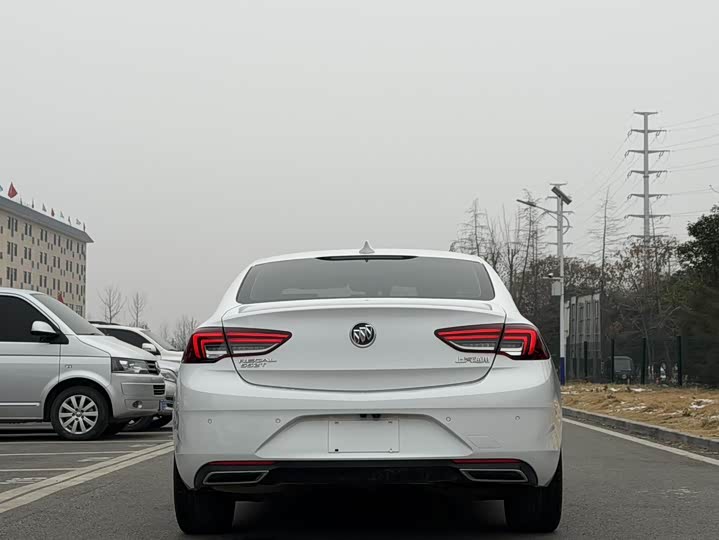 Фото 5 - Buick Regal