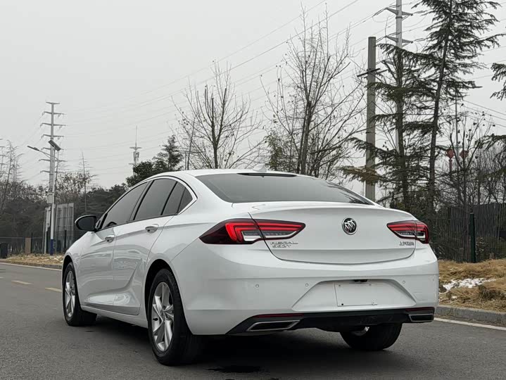 Фото 6 - Buick Regal