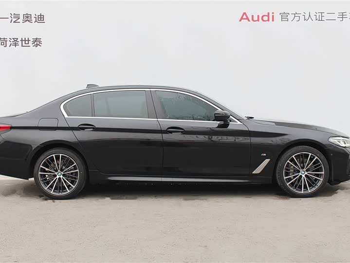 Фото 2 - BMW 5 Series