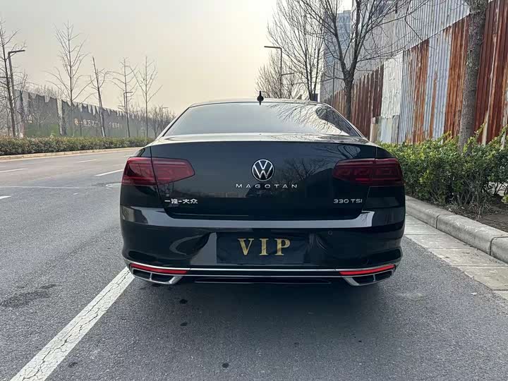 Фото 8 - Volkswagen Magotan