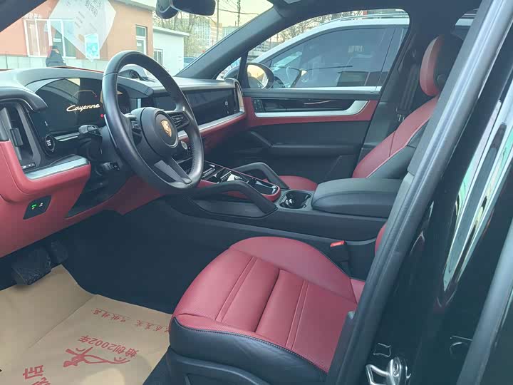 Фото 7 - Porsche Cayenne