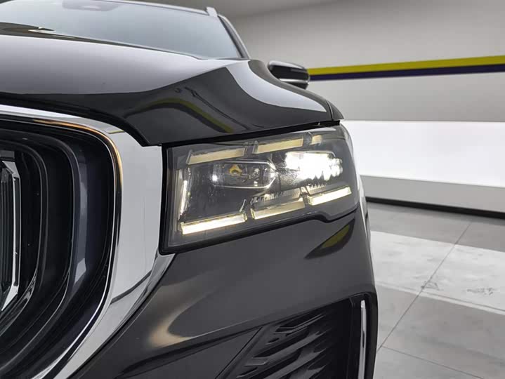 Фото 5 - Geely Monjaro