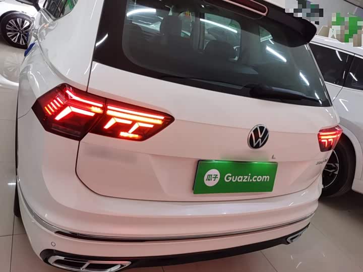 Фото 6 - Volkswagen Tiguan L Pro